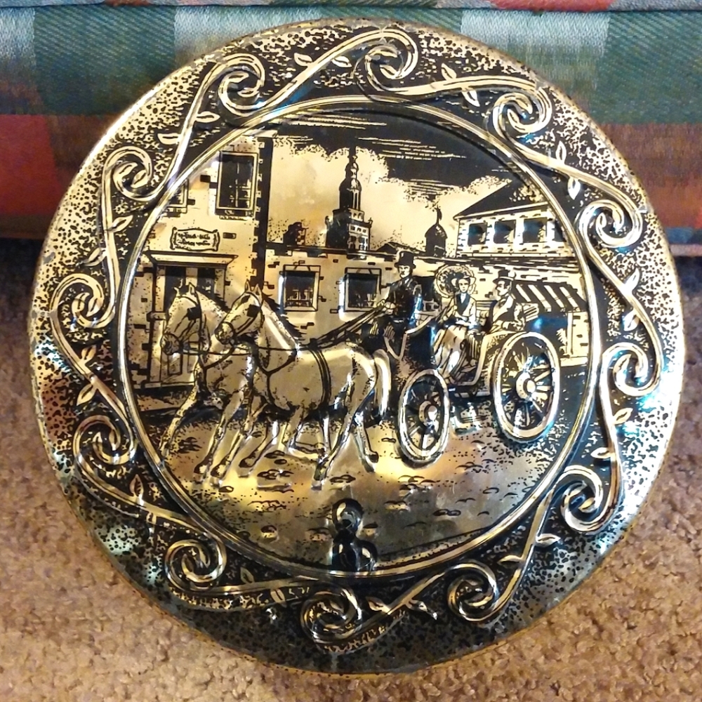 Antique Embossed Tin Horse and Carriage Christmas Cookie Storage Box Patina